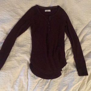 Maroon Abercrombie thermal (size S)